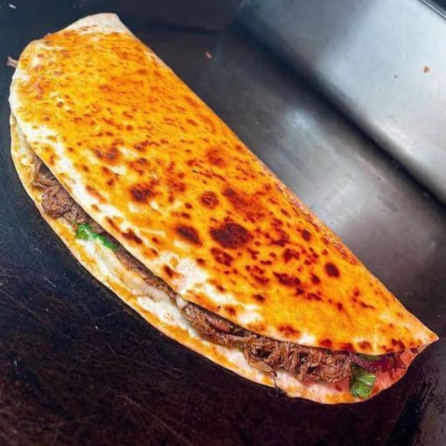 BIRRIA QUESADILLA.